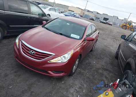 2012 Hyundai Sonata Gls z USA, uszkodzony, nr VIN 5NPEB4AC7CH461865